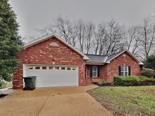 146 Abbey Rd, Gallatin, TN 37066