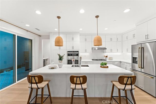 127 Restore, Irvine, CA 92618