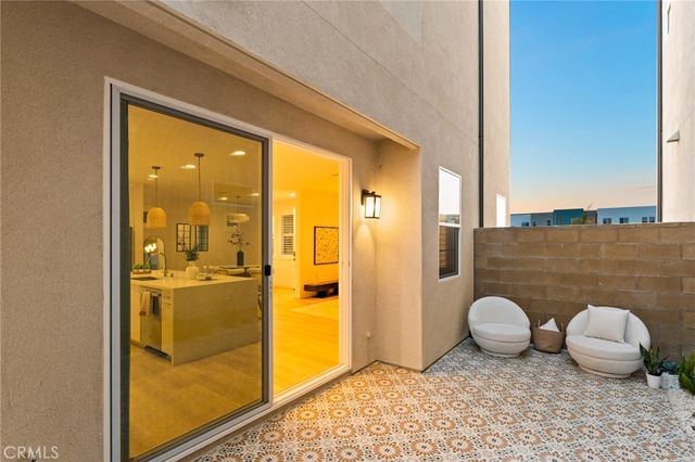 127 Restore, Irvine, CA 92618