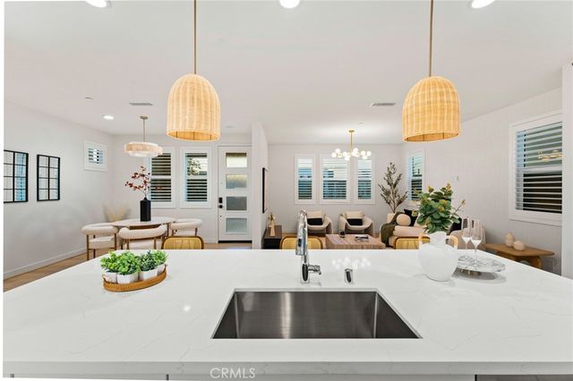 127 Restore, Irvine, CA 92618
