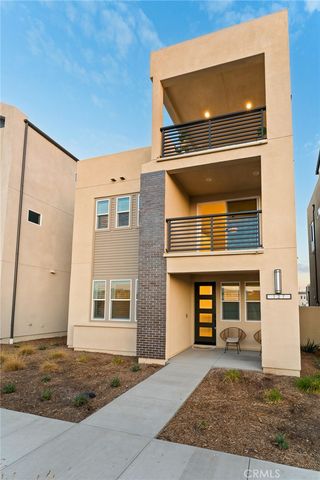 127 Restore, Irvine, CA 92618