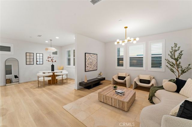 127 Restore, Irvine, CA 92618