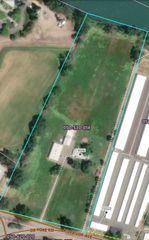 19886 Riverside Ave, Anderson, CA 96007