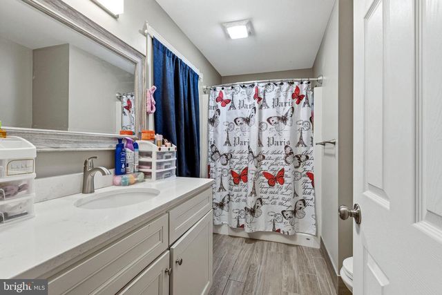 1231 WALNUT SHADE RD, Dover, DE 19901