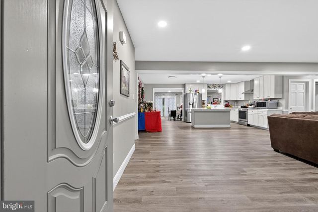 1231 WALNUT SHADE RD, Dover, DE 19901