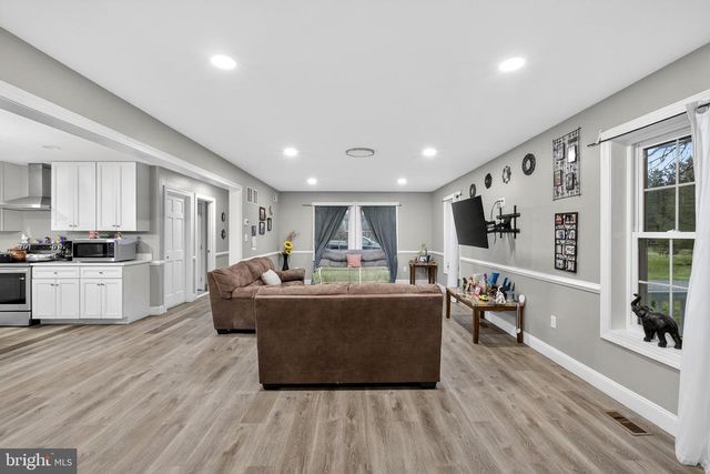 1231 WALNUT SHADE RD, Dover, DE 19901