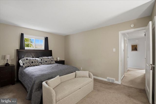 2316 KENILWORTH RD, Ardmore, PA 19003