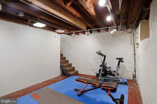 2316 KENILWORTH RD, Ardmore, PA 19003
