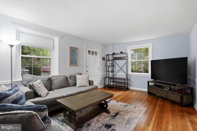 2316 KENILWORTH RD, Ardmore, PA 19003