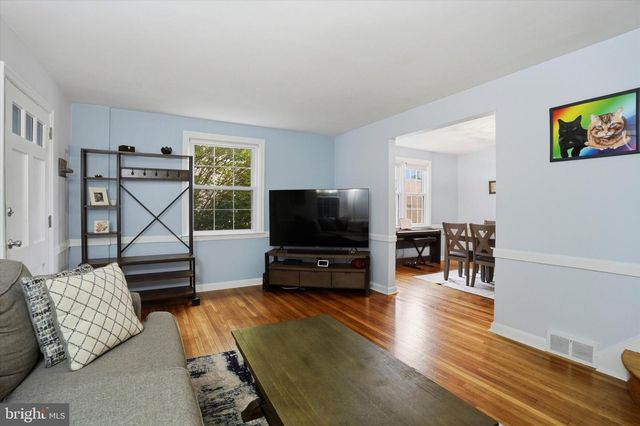 2316 KENILWORTH RD, Ardmore, PA 19003