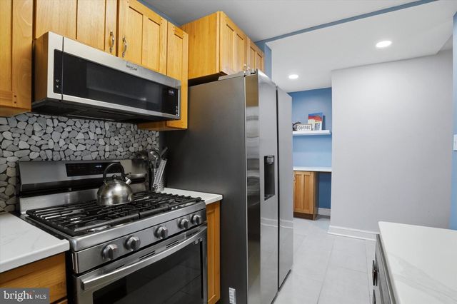 2316 KENILWORTH RD, Ardmore, PA 19003