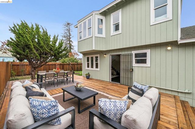 1014 10Th St, Oakland, CA 94607
