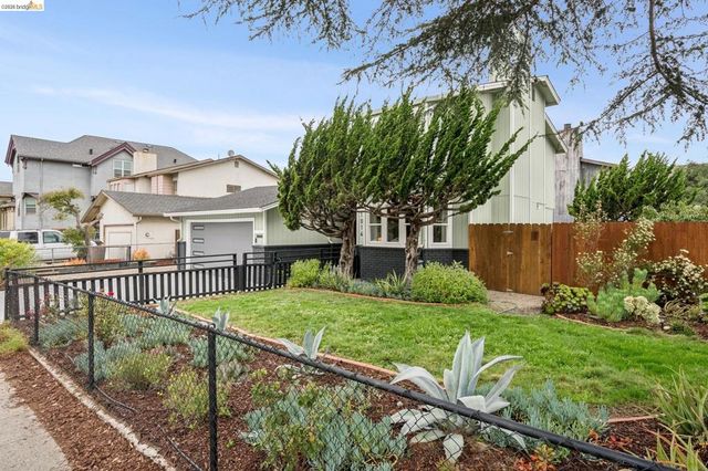 1014 10Th St, Oakland, CA 94607
