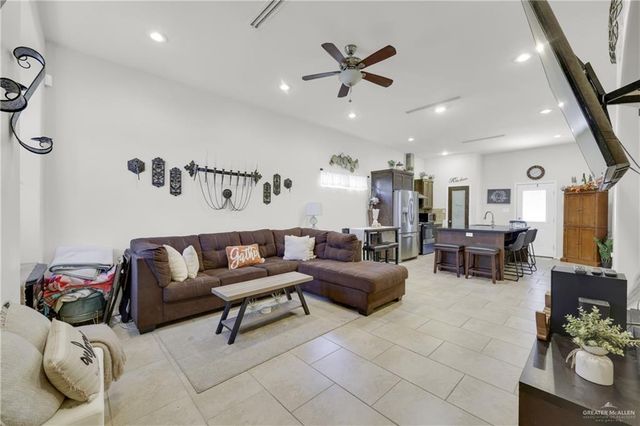 3909 Teal Avenue, Mcallen, TX 78504