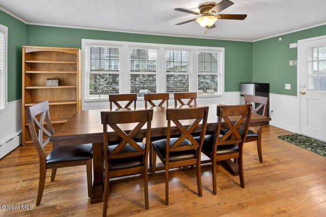 17 Schuyler Avenue, Colonie, NY 12110