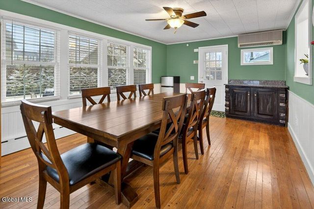 17 Schuyler Avenue, Colonie, NY 12110