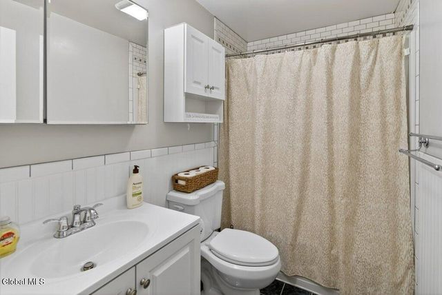 17 Schuyler Avenue, Colonie, NY 12110