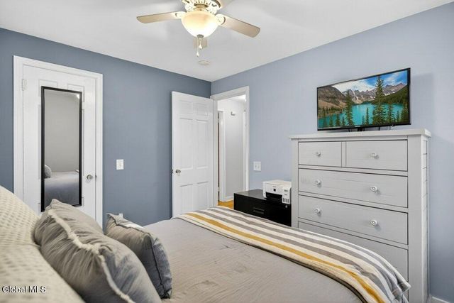 17 Schuyler Avenue, Colonie, NY 12110