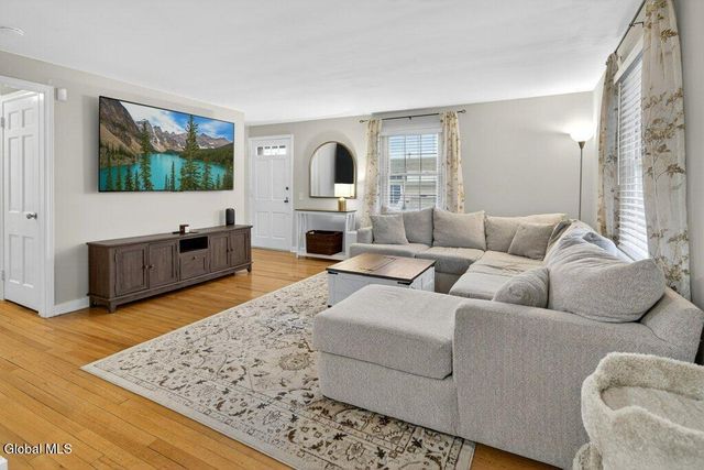 17 Schuyler Avenue, Colonie, NY 12110