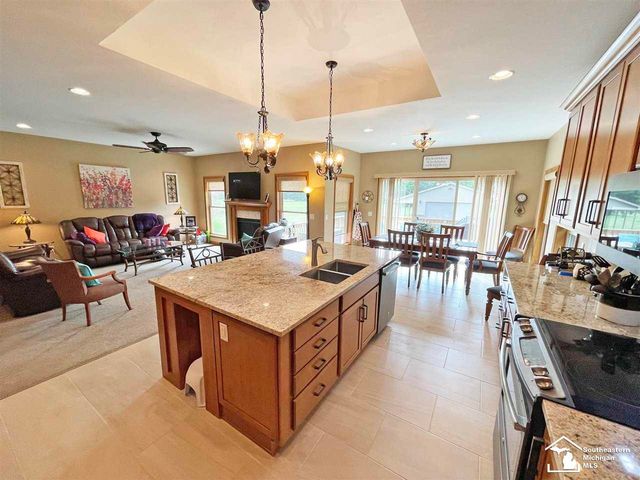 601 W Dean Road, Bedford Twp, MI 48182