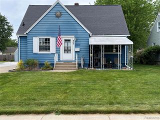 907 Napier Avenue, Saint Joseph, MI 49085