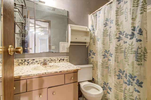 9125 Belton Drive, Lubbock, TX 79423