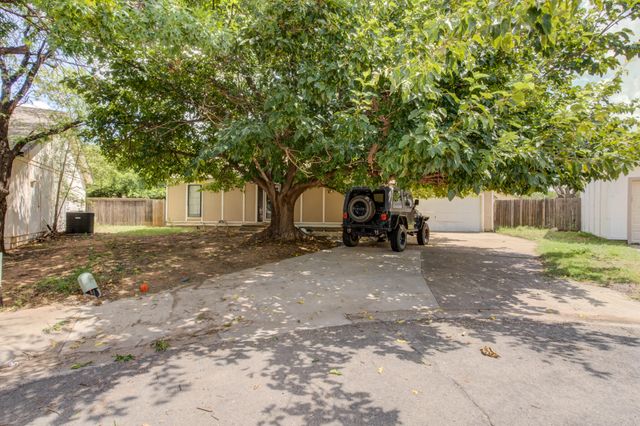 9125 Belton Drive, Lubbock, TX 79423