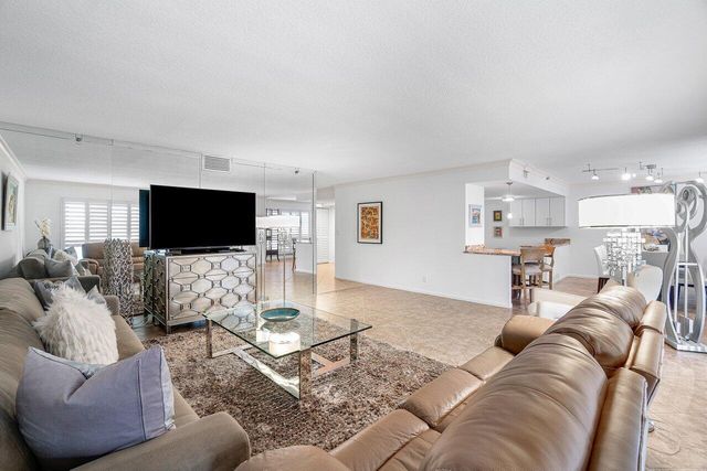 4001 N OCEAN Boulevard 306, Boca Raton, FL 33431