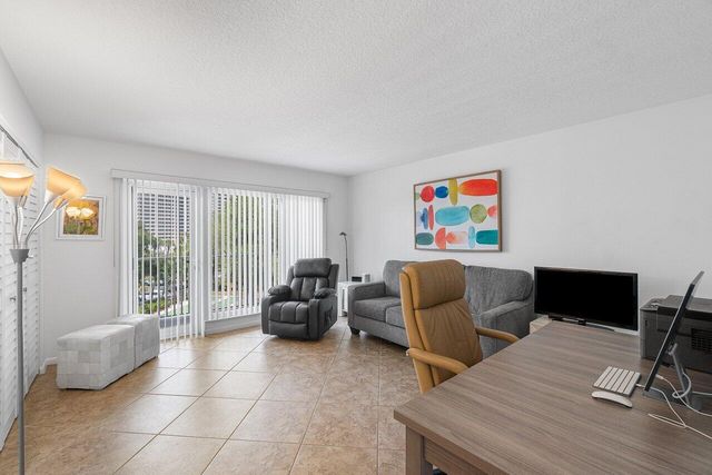 4001 N OCEAN Boulevard 306, Boca Raton, FL 33431