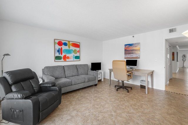 4001 N OCEAN Boulevard 306, Boca Raton, FL 33431
