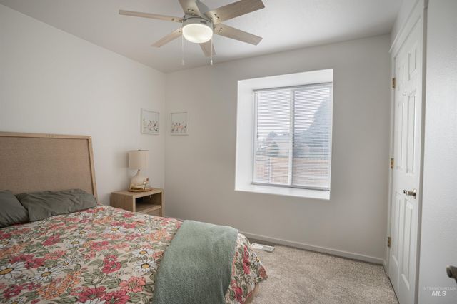 962 Sparks St N, Twin Falls, ID 83301