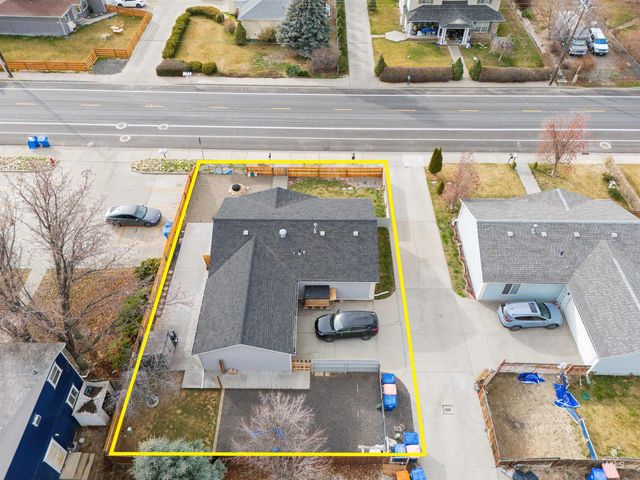 962 Sparks St N, Twin Falls, ID 83301