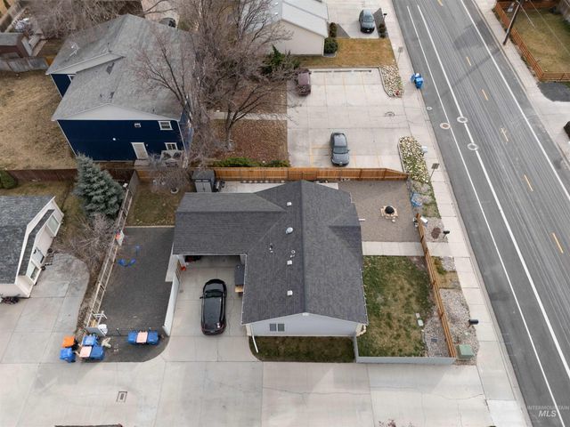 962 Sparks St N, Twin Falls, ID 83301