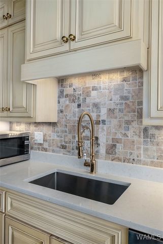 1014 Bedford N, Tuscaloosa, AL 35406