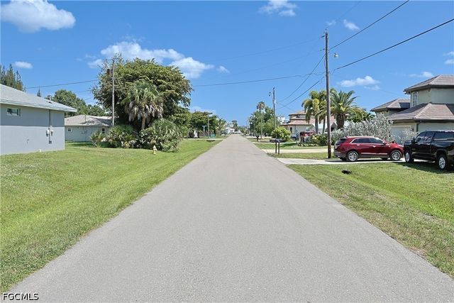 2115 Bahama AVE, Fort Myers, FL 33905