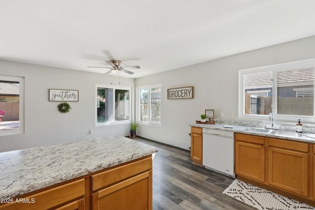 2585 E HARRISON Court, Gilbert, AZ 85295