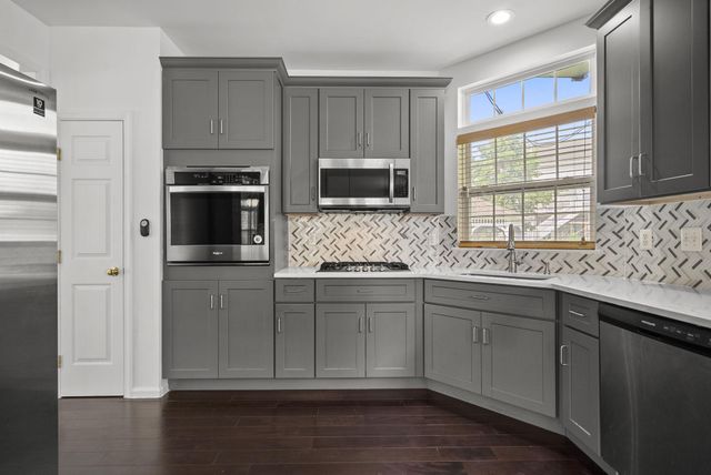 4304 MEDALLION DR, Silver Spring, MD 20904