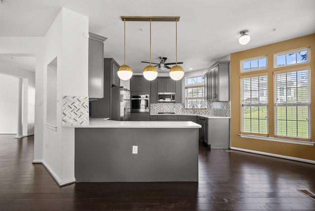 4304 MEDALLION DR, Silver Spring, MD 20904