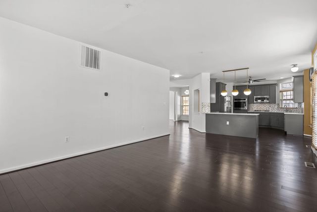 4304 MEDALLION DR, Silver Spring, MD 20904