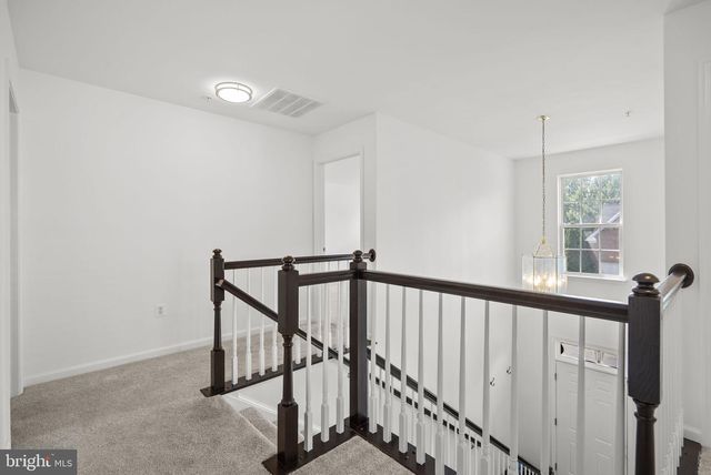 4304 MEDALLION DR, Silver Spring, MD 20904