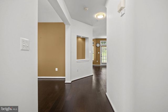 4304 MEDALLION DR, Silver Spring, MD 20904
