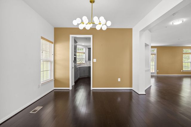 4304 MEDALLION DR, Silver Spring, MD 20904