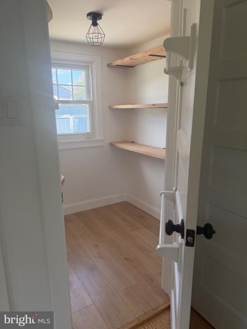 1372 E WALNUT RD, Vineland, NJ 08361