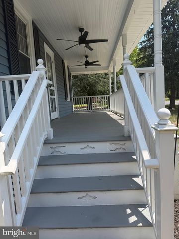 1372 E WALNUT RD, Vineland, NJ 08361