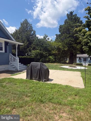 1372 E WALNUT RD, Vineland, NJ 08361