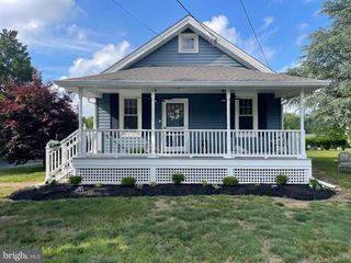 1372 E WALNUT RD, Vineland, NJ 08361
