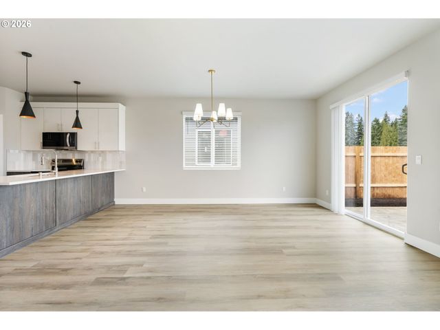 744 Se 34th St, Battle Ground, WA 98604