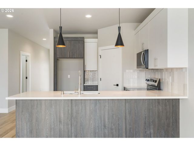 744 Se 34th St, Battle Ground, WA 98604