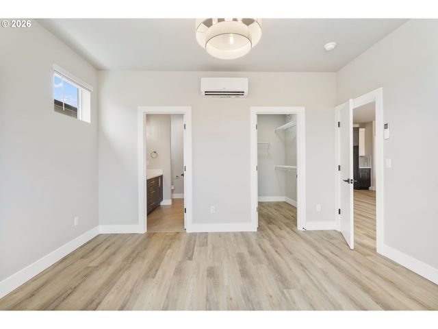 744 Se 34th St, Battle Ground, WA 98604