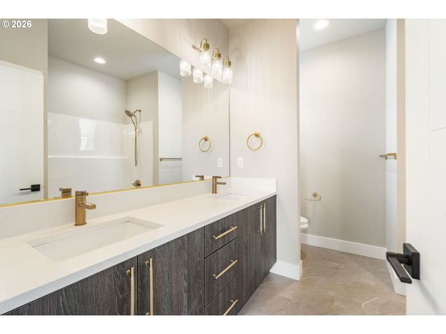 744 Se 34th St, Battle Ground, WA 98604